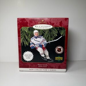 Wayne Gretzky 1997 NYR Hallmark "Keepsake Ornament" w/Trading Card New Open Box
